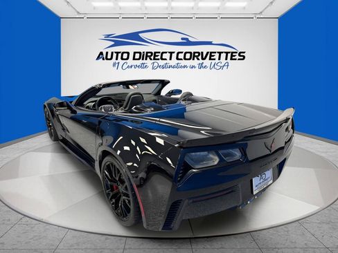 Used 2017 Chevrolet Corvette Z06 RWD image 11