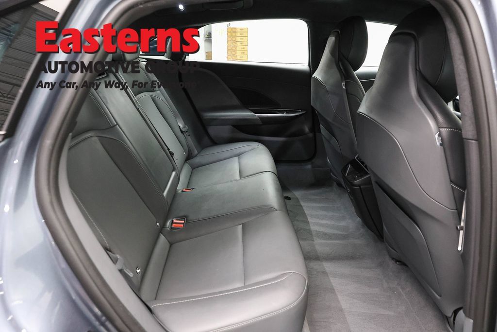 Used 2024 Lucid Air Pure RWD image 24