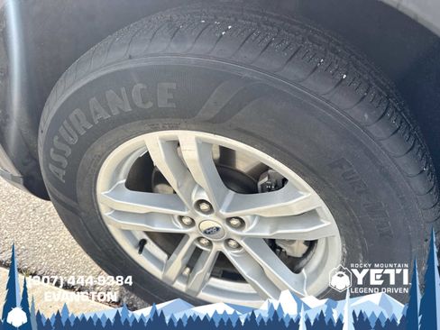 Used 2022 Ford Explorer XLT w/ Equipment Group 202A image 22