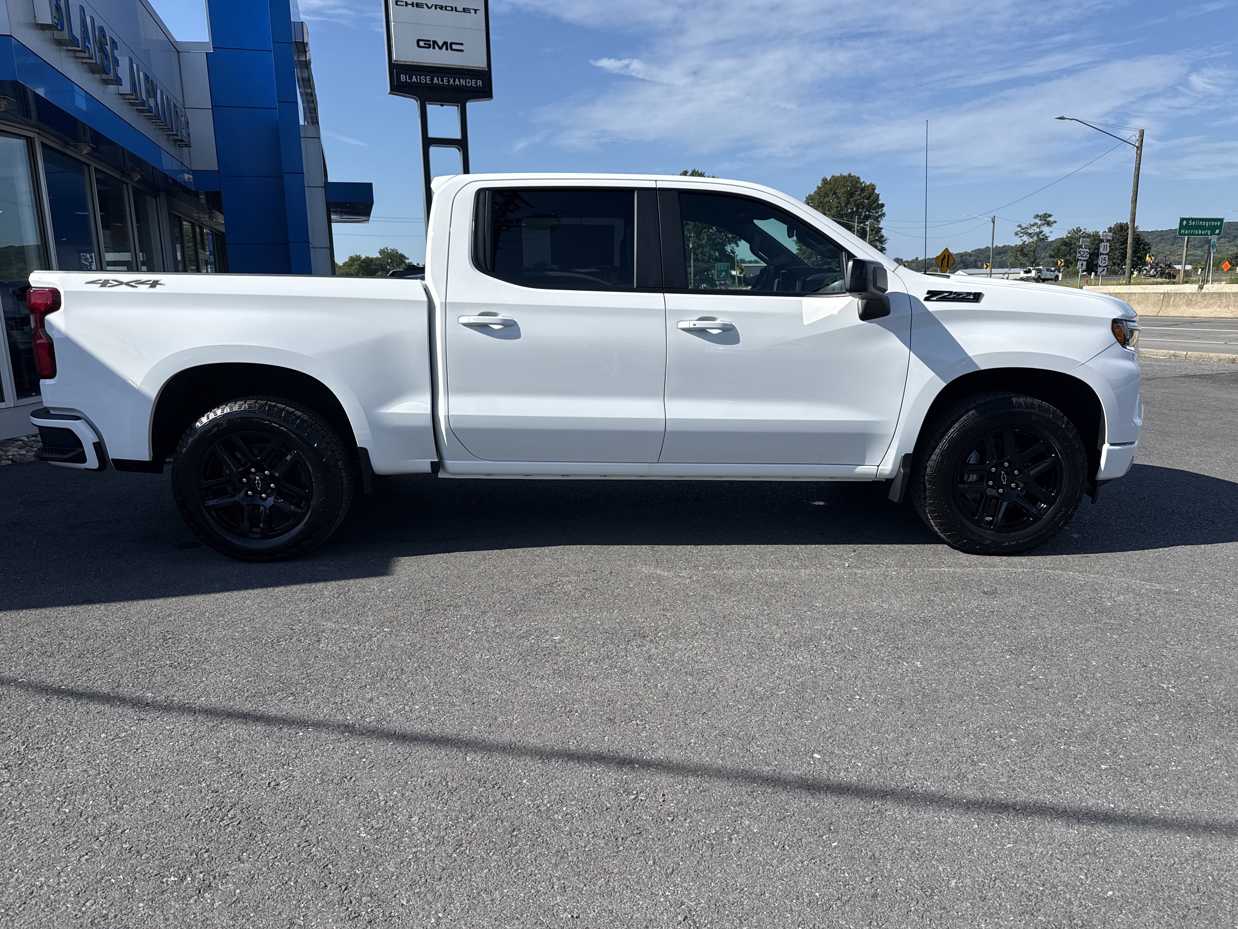 New 2026 Chevrolet Silverado 1500 RST w/ All Star Edition Plus AWD/4WD image 2
