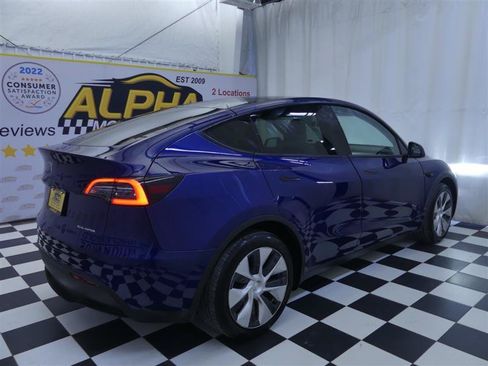 Used 2020 Tesla Model Y Long Range AWD/4WD image 7