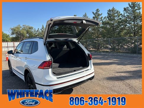 Used 2022 Volkswagen Tiguan SE R-Line image 37