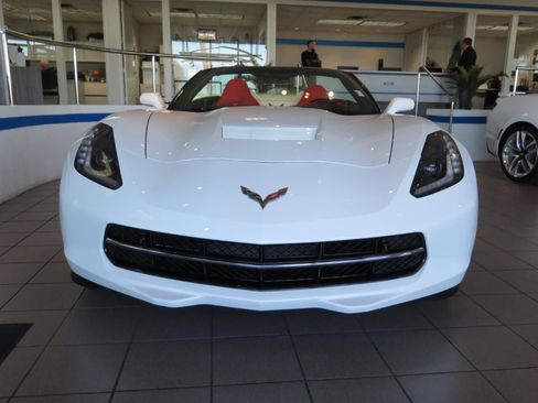 Used 2019 Chevrolet Corvette Stingray Convertible w/ 2LT Preferred Equipment Group image 6