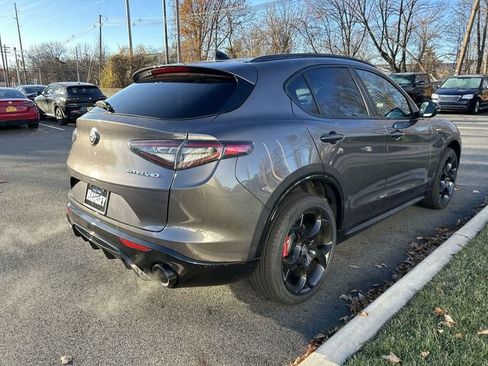New 2025 Alfa Romeo Stelvio Sprint w/ Veloce Package image 8