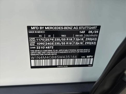 Certified 2025 Mercedes-Benz GLB 250 image 25