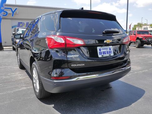 Used 2020 Chevrolet Equinox LT w/ Driver Convenience Package AWD/4WD image 7