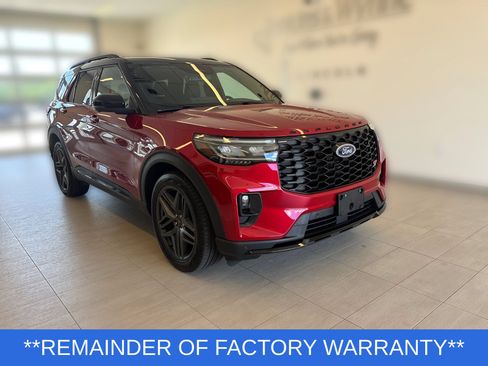Used 2025 Ford Explorer ST AWD/4WD image 4