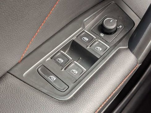 Used 2024 Volkswagen Tiguan Wolfsburg Edition AWD/4WD image 22