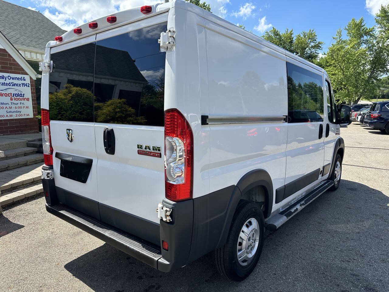Used 2016 RAM ProMaster 1500 w/ Premium Appearance Group FWD image 8