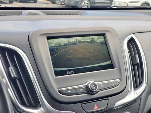Used 2019 Chevrolet Equinox LT FWD image 20