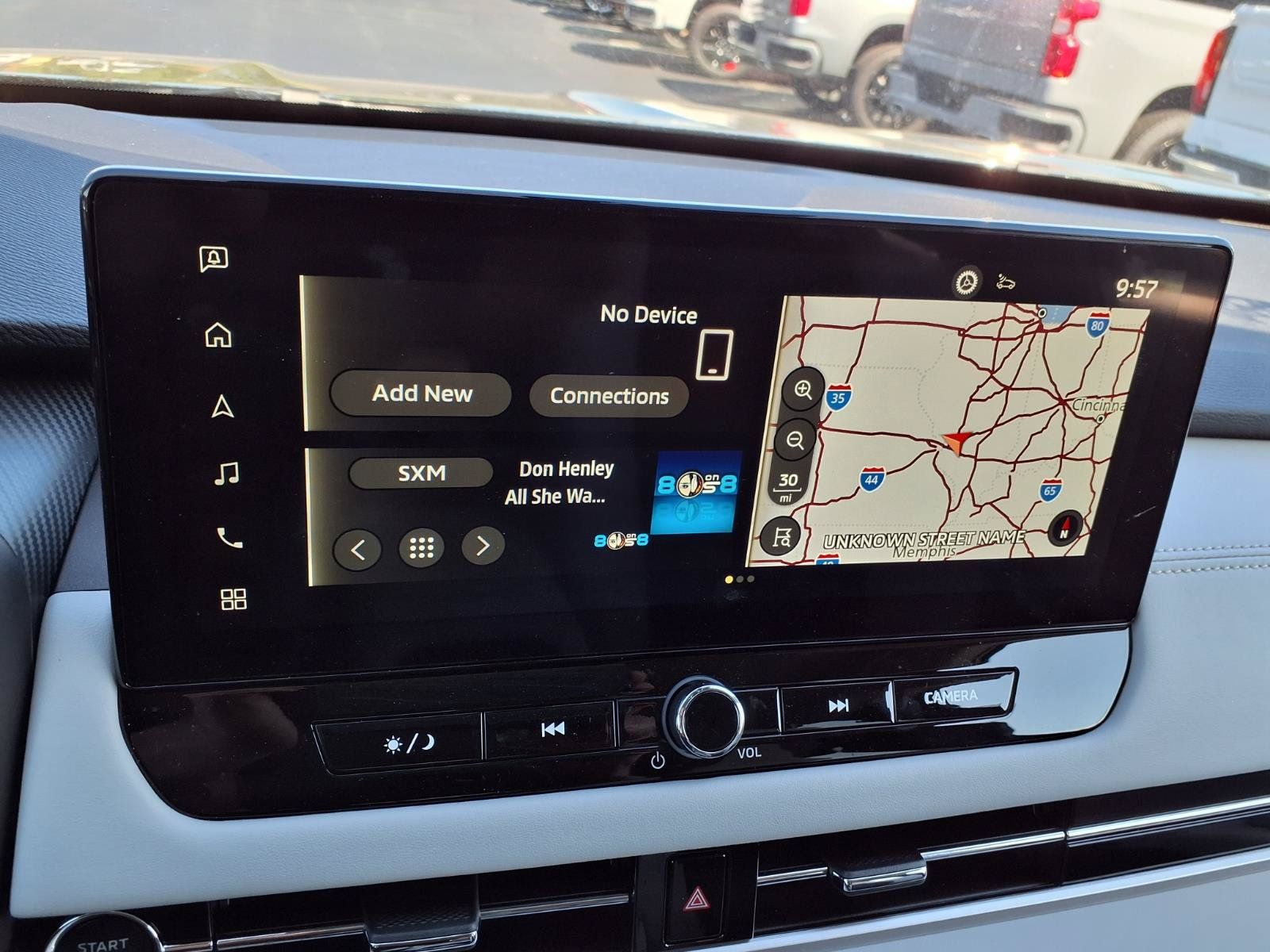 Used 2025 Mitsubishi Outlander SE FWD image 5