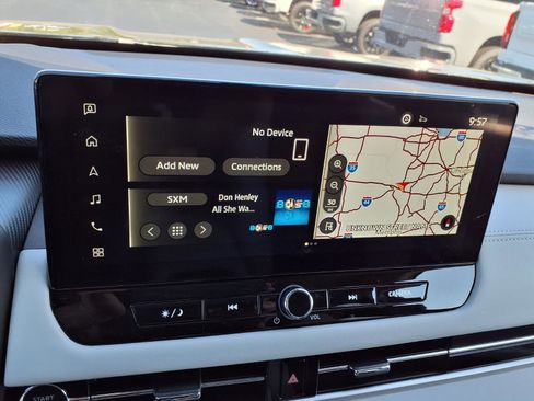 Used 2025 Mitsubishi Outlander SE FWD image 5