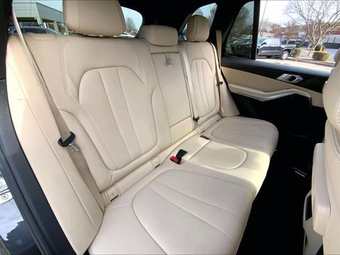 Used 2019 BMW X5 xDrive40i w/ Convenience Package image 20