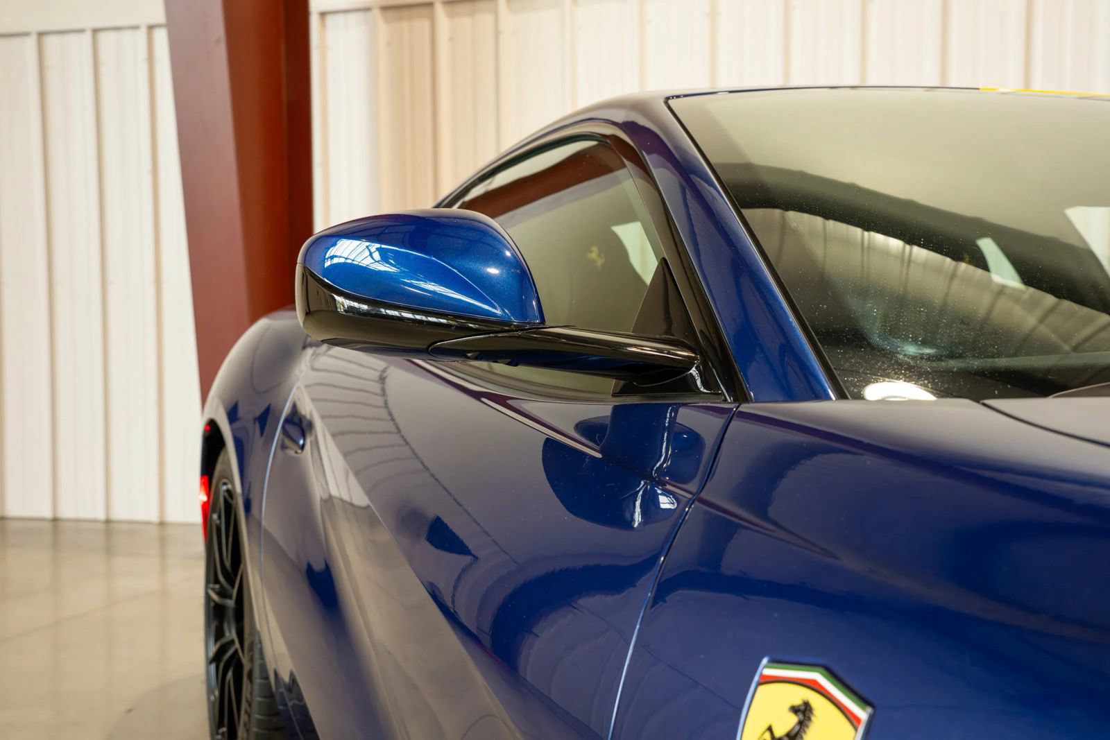 Used 2019 Ferrari 812 Superfast RWD image 23