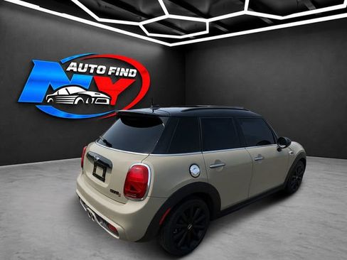 Used 2020 MINI Cooper S w/ Premium Package FWD image 4