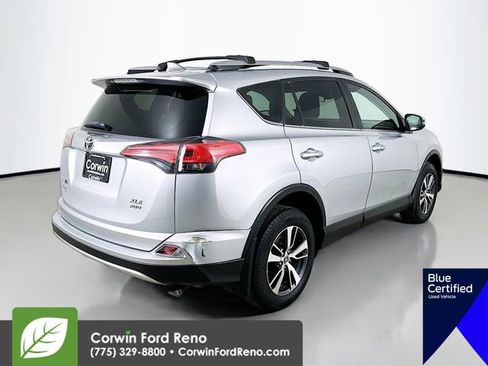 Used 2018 Toyota RAV4 XLE image 9