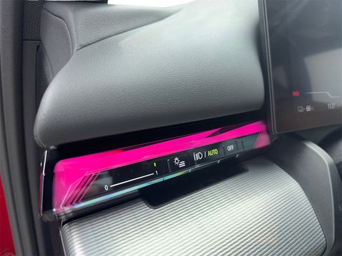 Used 2025 BMW i5 eDrive40i w/ M Sport Package image 47