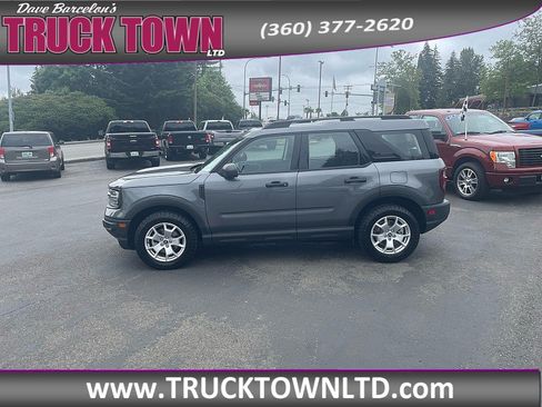 Used 2021 Ford Bronco Sport AWD/4WD image 2