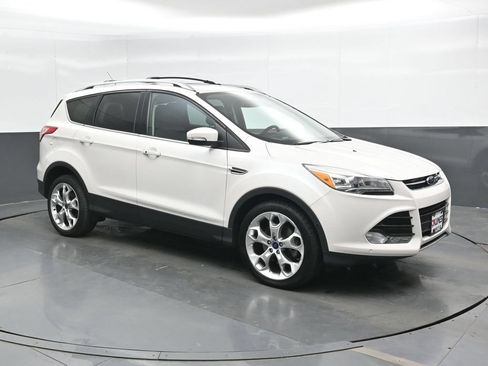 Used 2015 Ford Escape Titanium w/ Equipment Group 301A AWD/4WD image 1