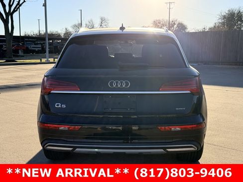 Used 2024 Audi Q5 2.0T Premium w/ Convenience Package image 6