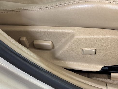 Used 2009 Cadillac CTS 3.6 AWD w/ Performance Luxury Package image 27