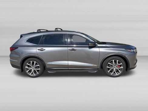 Used 2022 Acura MDX SH-AWD w/ Technology Package image 2