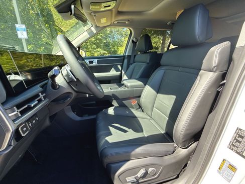 New 2026 Hyundai Santa Fe Limited image 13