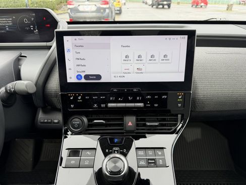 Used 2023 Subaru Solterra AWD image 22