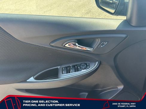 Used 2025 Chevrolet Malibu LT FWD image 23
