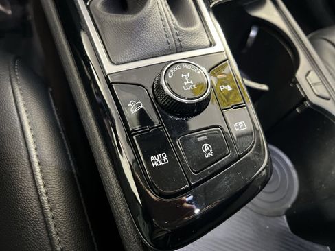 Used 2023 Kia Sportage SX image 34