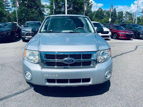 Used 2011 Ford Escape XLT w/ Class II Trailer Tow Pkg FWD image 10