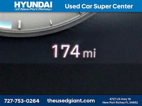 Used 2026 Hyundai Elantra Limited w/ Cargo Package image 35