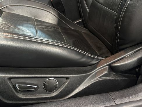 Used 2019 Ford Mustang GT Premium w/ Equipment Group 401A RWD image 16