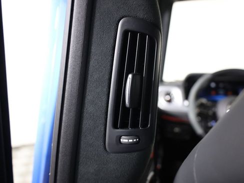 Used 2025 Mercedes-Benz G 63 AMG 4MATIC image 53