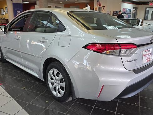Used 2023 Toyota Corolla LE image 8