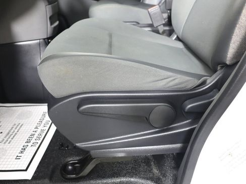 Used 2021 Nissan NV200 SV w/ Sliding Door Glass Package image 24