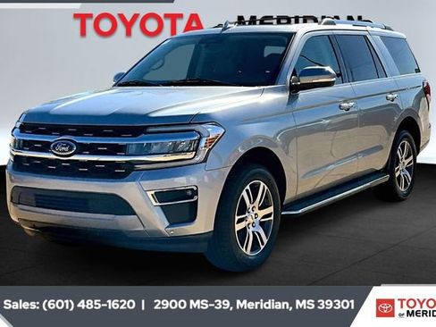 Used 2022 Ford Expedition Limited image 9