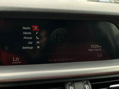 Used 2019 Alfa Romeo Stelvio Ti w/ Nero Edizione image 24