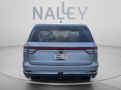 Used 2022 Lincoln Aviator Reserve w/ Equipment Group 201A RWD image 4