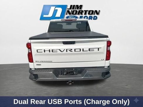 Used 2022 Chevrolet Silverado 1500 LT AWD/4WD image 9