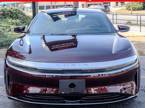 Used 2024 Lucid Air Pure image 2