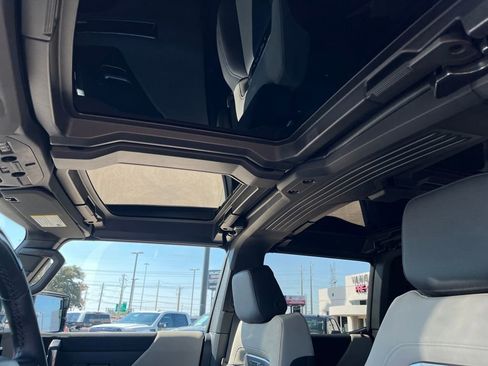 New 2026 GMC Hummer EV SUV image 21