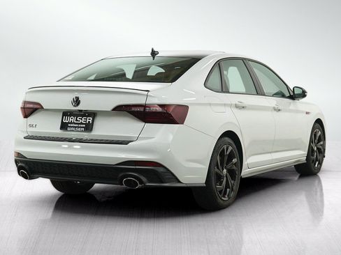 Used 2023 Volkswagen Jetta GLI Autobahn FWD image 5