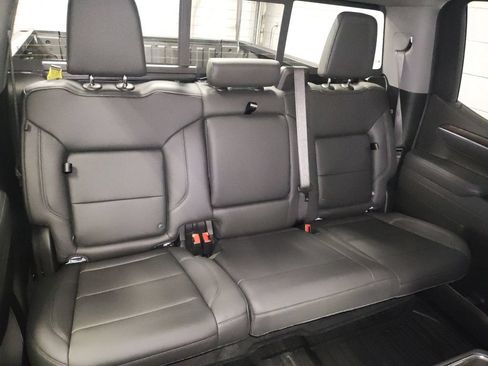 New 2026 GMC Sierra 1500 SLT w/ SLT Premium Plus Package AWD/4WD image 10