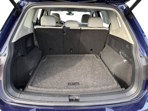 Certified 2022 Volkswagen Tiguan SE image 17