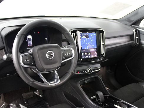 Used 2023 Volvo C40 P8 Recharge Plus AWD/4WD image 7