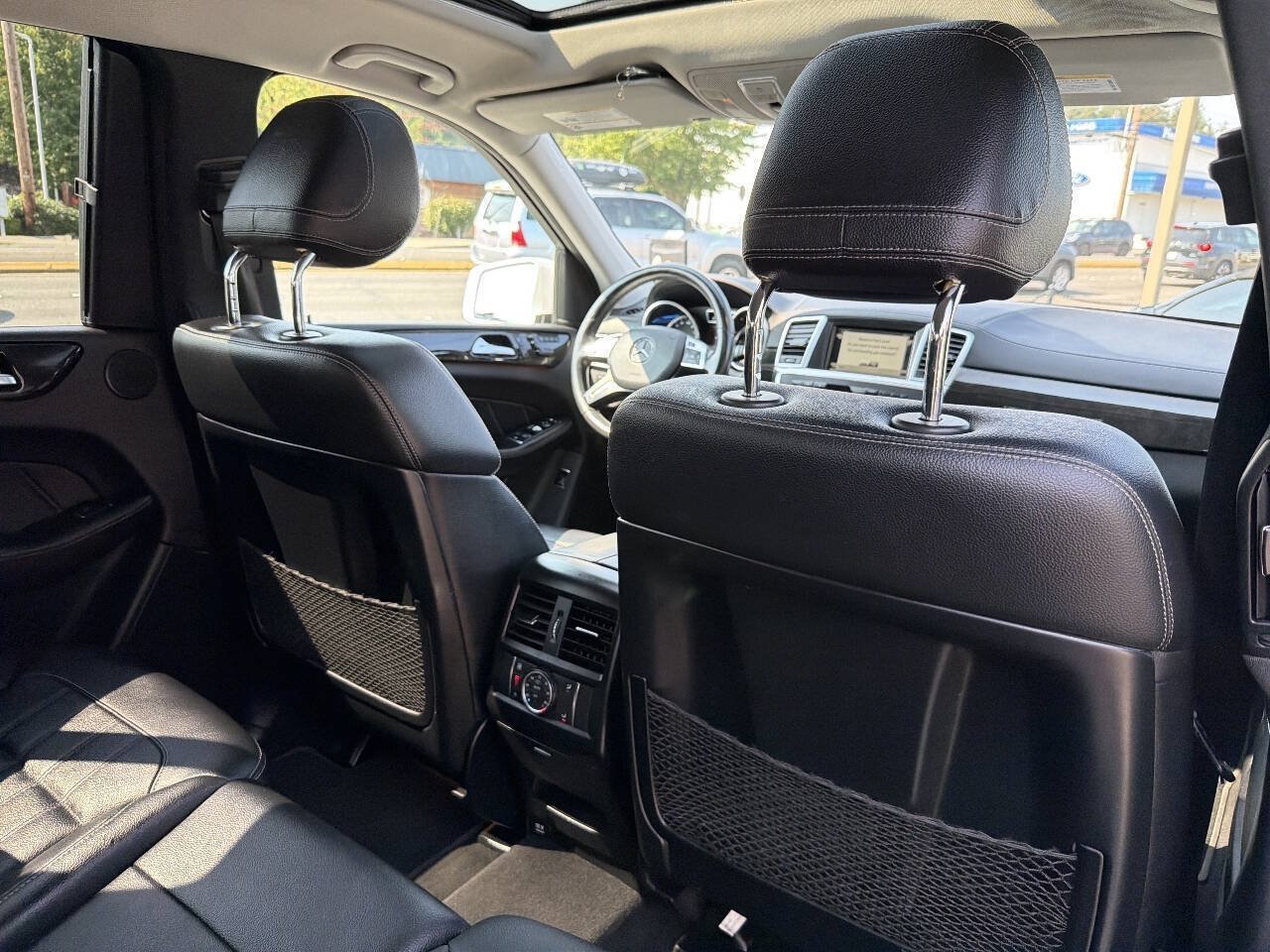Used 2016 Mercedes-Benz GL 450 4MATIC image 25