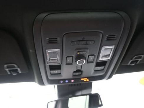 Certified 2023 GMC Yukon XL Denali AWD/4WD image 12