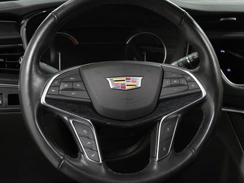 Certified 2023 Cadillac XT5 Premium Luxury image 7