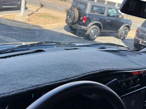 Used 2023 Chevrolet Express 2500 image 41